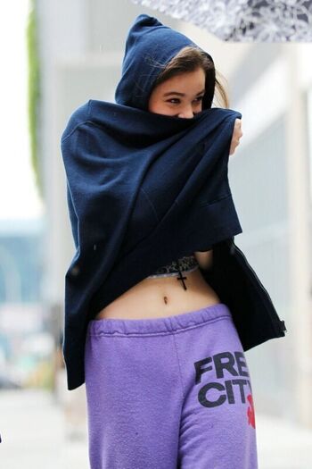 Full leaked Hailee steinfeld private onlyfans photo