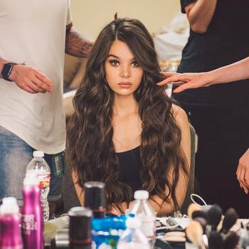 Full leaked Hailee steinfeld private onlyfans photo