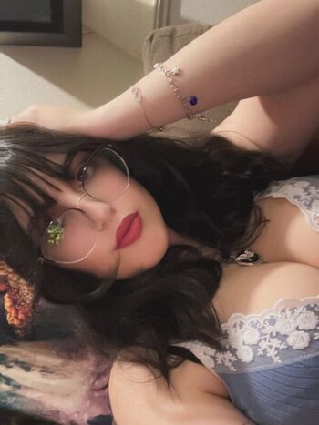 Full leaked Haileyavocad page private onlyfans photo