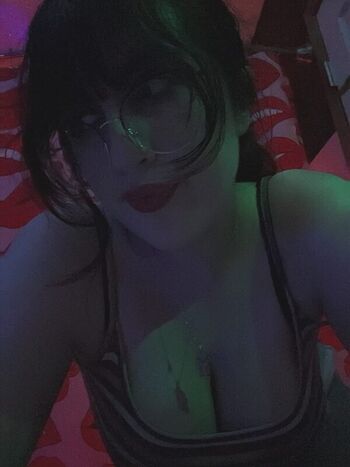 Full leaked Haileyavocad page private onlyfans photo