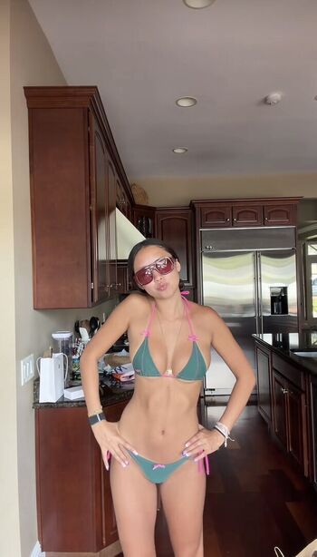 Full leaked Hannah lee page private onlyfans photo
