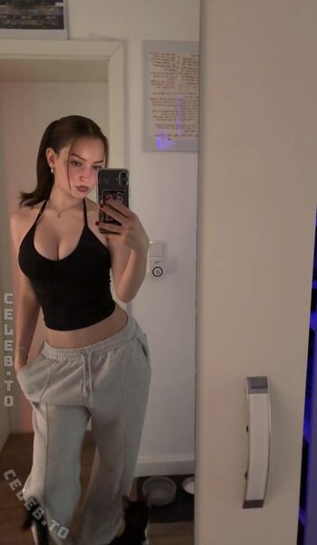 Full leaked Hannahluisienne page private onlyfans photo
