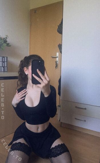 Full leaked Hannahluisienne page private onlyfans photo