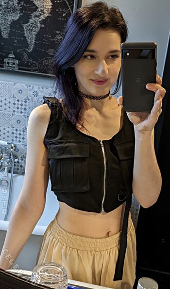 Full leaked Haselnuuuss page private onlyfans photo