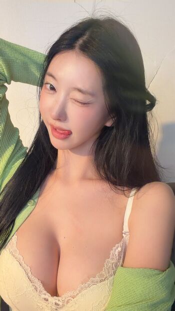 Full leaked Haxxnini page private onlyfans photo