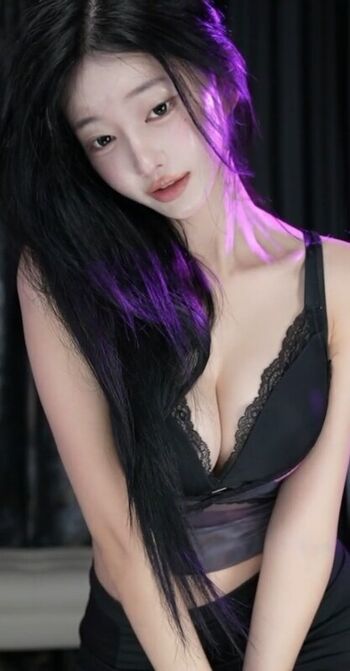 Full leaked Haxxnini page private onlyfans photo