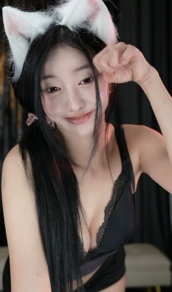 Full leaked Haxxnini page private onlyfans photo