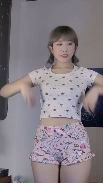 Full leaked Heeheemoon page private onlyfans photo