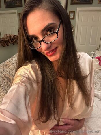 Full leaked Heidi gardner private onlyfans photo