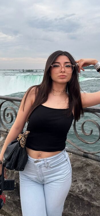 Full leaked Helydia private onlyfans photo