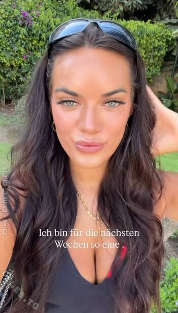 Full leaked Henna page private onlyfans photo
