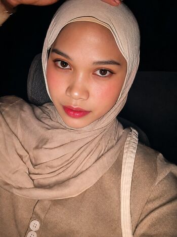 Full leaked Hijab soffia page private onlyfans photo
