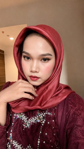 Full leaked Hijab soffia page private onlyfans photo