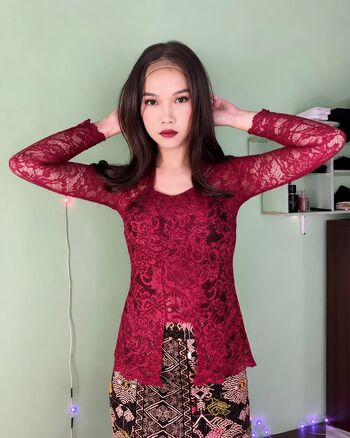 Full leaked Hijab soffia page private onlyfans photo