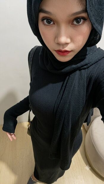 Full leaked Hijab soffia page private onlyfans photo