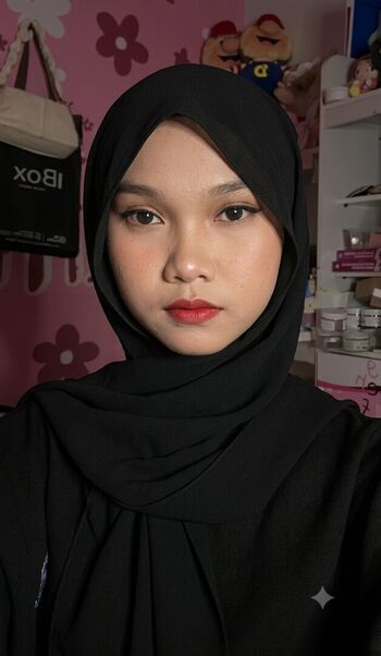 Full leaked Hijab soffia page private onlyfans photo