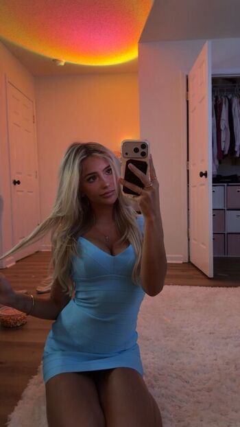 Full leaked Hippicam private onlyfans photo