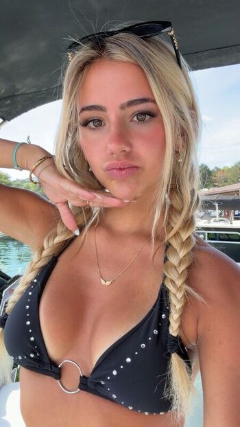 Full leaked Hippicam page private onlyfans photo