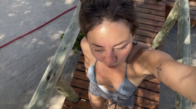 Full leaked Hitchhikercourtney private onlyfans photo