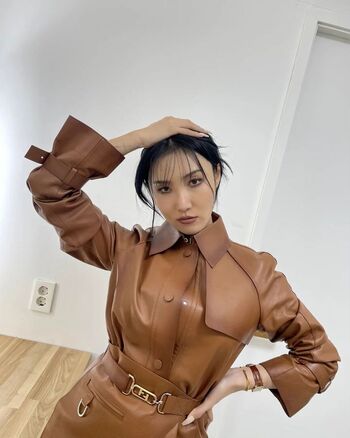 Full leaked Hwasa page private onlyfans photo