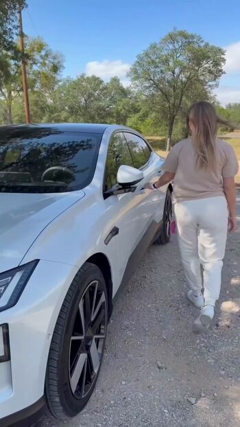 Full leaked Ijustine private onlyfans photo
