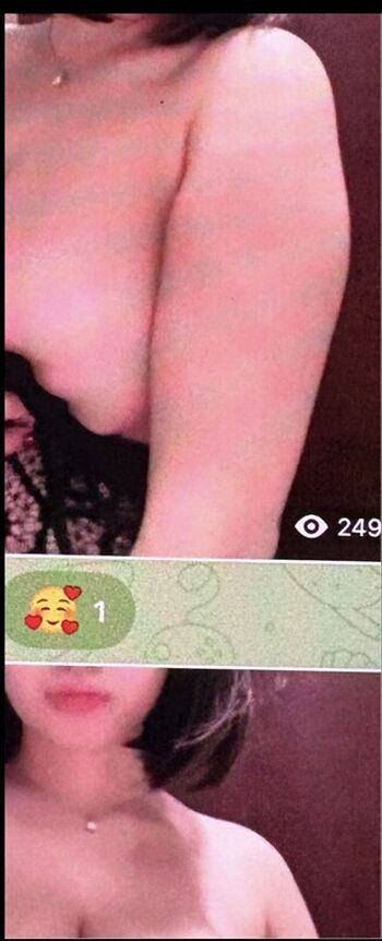 Full leaked Indonesian girls page private onlyfans photo