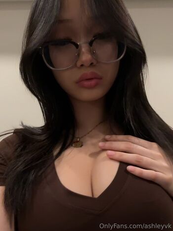 Full leaked Inluvwithashley private onlyfans photo