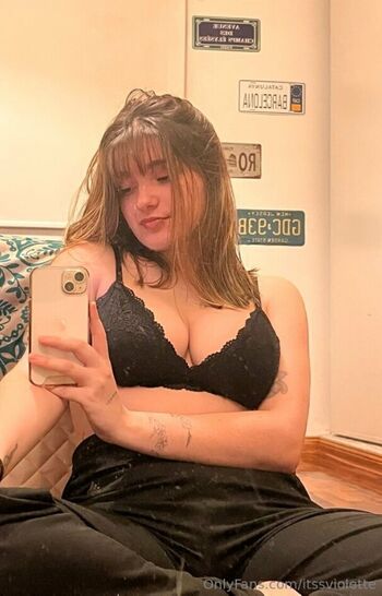 Full leaked Itssviolette private onlyfans photo