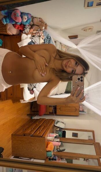 Full leaked Ivanlunaaaa private onlyfans photo