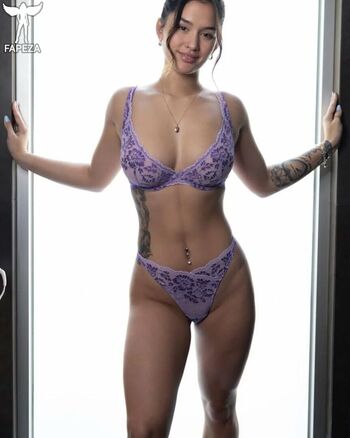 Full leaked Izzy flannery private onlyfans photo