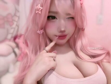 Full leaked Janifukui private onlyfans photo