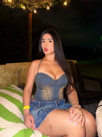 Full leaked Vanessa martinez/ private onlyfans photo