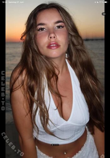 Full leaked Joysemmi private onlyfans photo