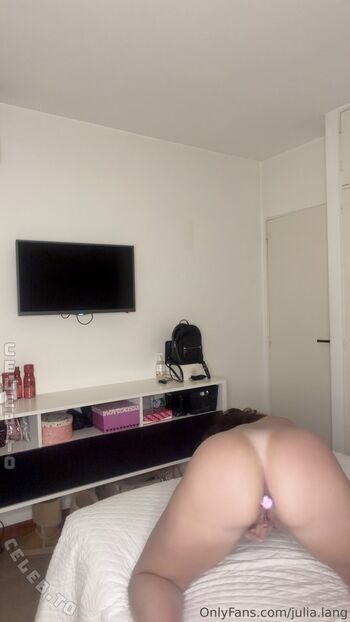 Full leaked Julia lang private onlyfans photo