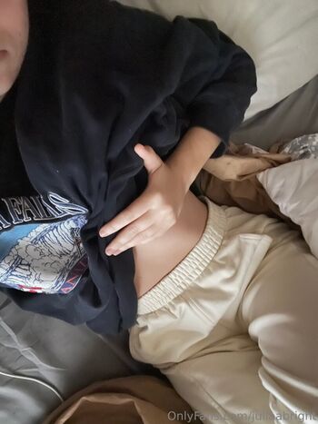Full leaked Juliaabright private onlyfans photo