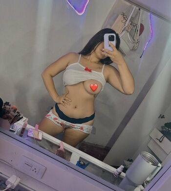 Full leaked Karitol w private onlyfans photo