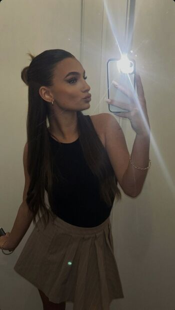 Full leaked Karla cristea private onlyfans photo