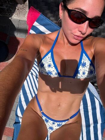 Full leaked Karlee grey page private onlyfans photo