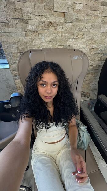Full leaked Karrahbooo private onlyfans photo