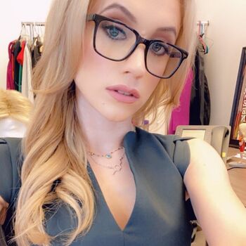 Full leaked Kat timpf private onlyfans photo