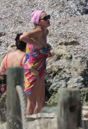 Full leaked Kate moss page private onlyfans photo