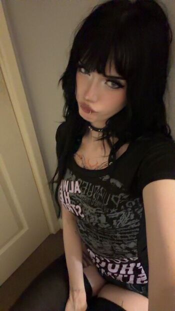 Full leaked Katiewynnz private onlyfans photo