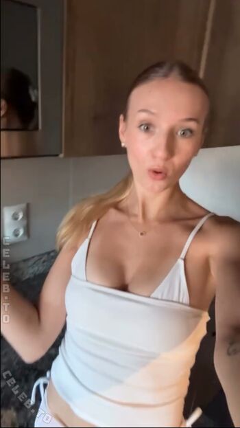 Full leaked Kawaiityra private onlyfans photo