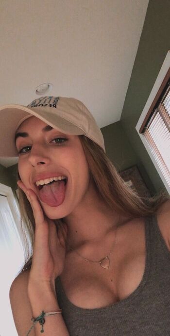 Full leaked Kaylee q private onlyfans photo