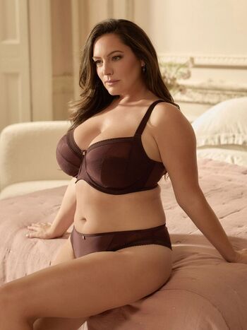 Full leaked Kelly brook private onlyfans photo