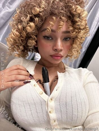 Full leaked Kiara peachy private onlyfans photo