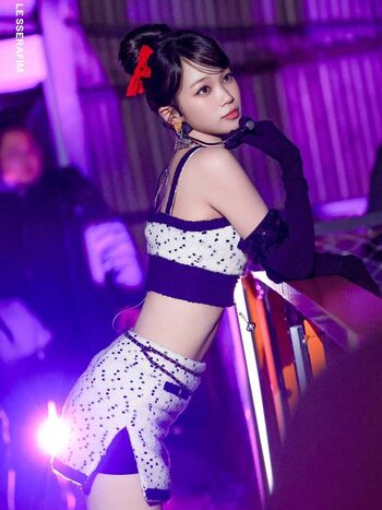 Full leaked Kim chaewon  page private onlyfans photo