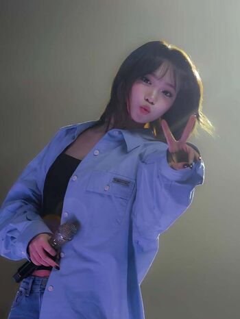 Full leaked Kim chaewon private onlyfans photo
