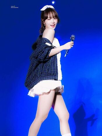 Full leaked Kim chaewon private onlyfans photo