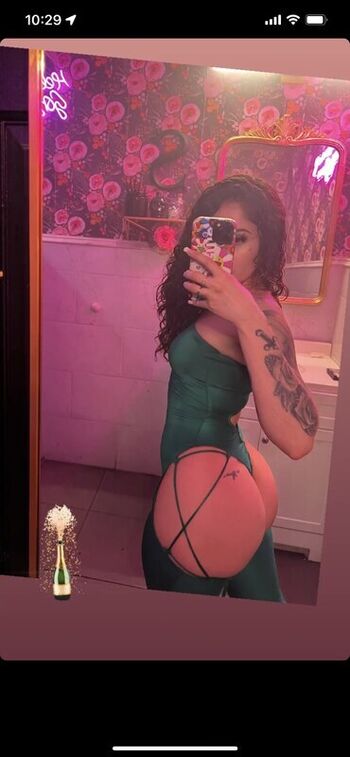 Full leaked Kissofvogue private onlyfans photo